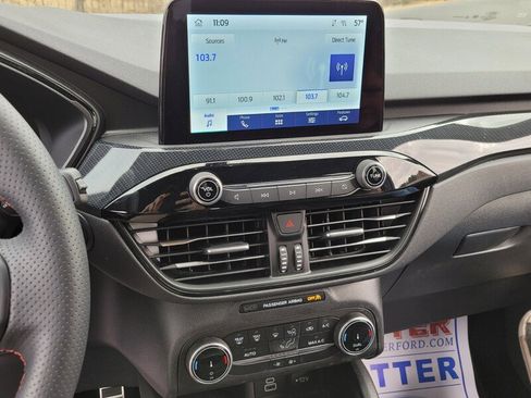 Used 2024 Ford Escape ST-Line w/ Equipment Group 301A image 20