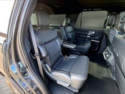 New 2026 Ford Expedition Tremor image 11