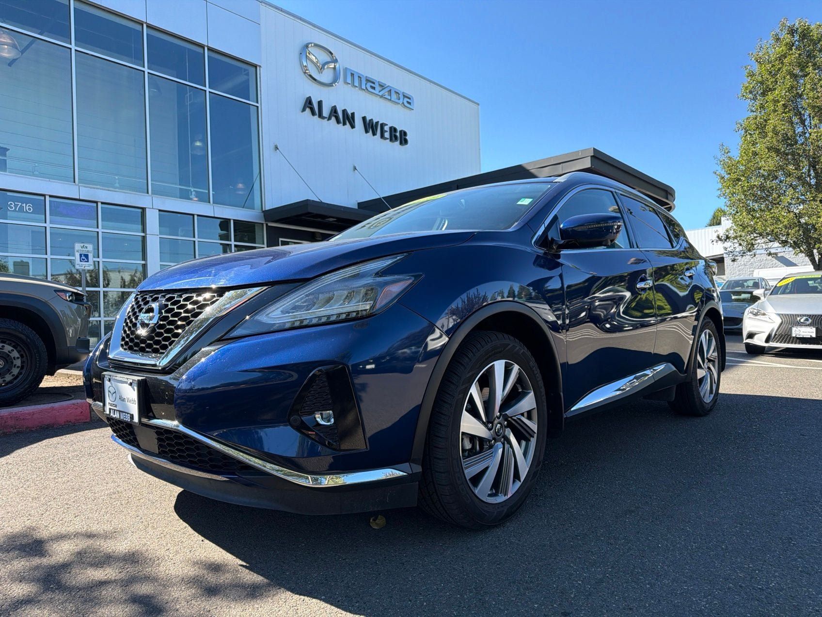 Used 2019 Nissan Murano SL w/ SL Technology Package AWD/4WD image 1