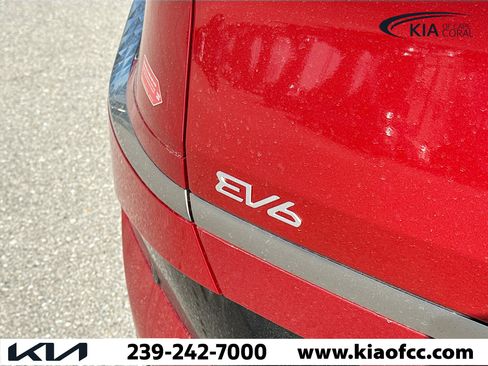 New 2025 Kia EV6 Wind image 12
