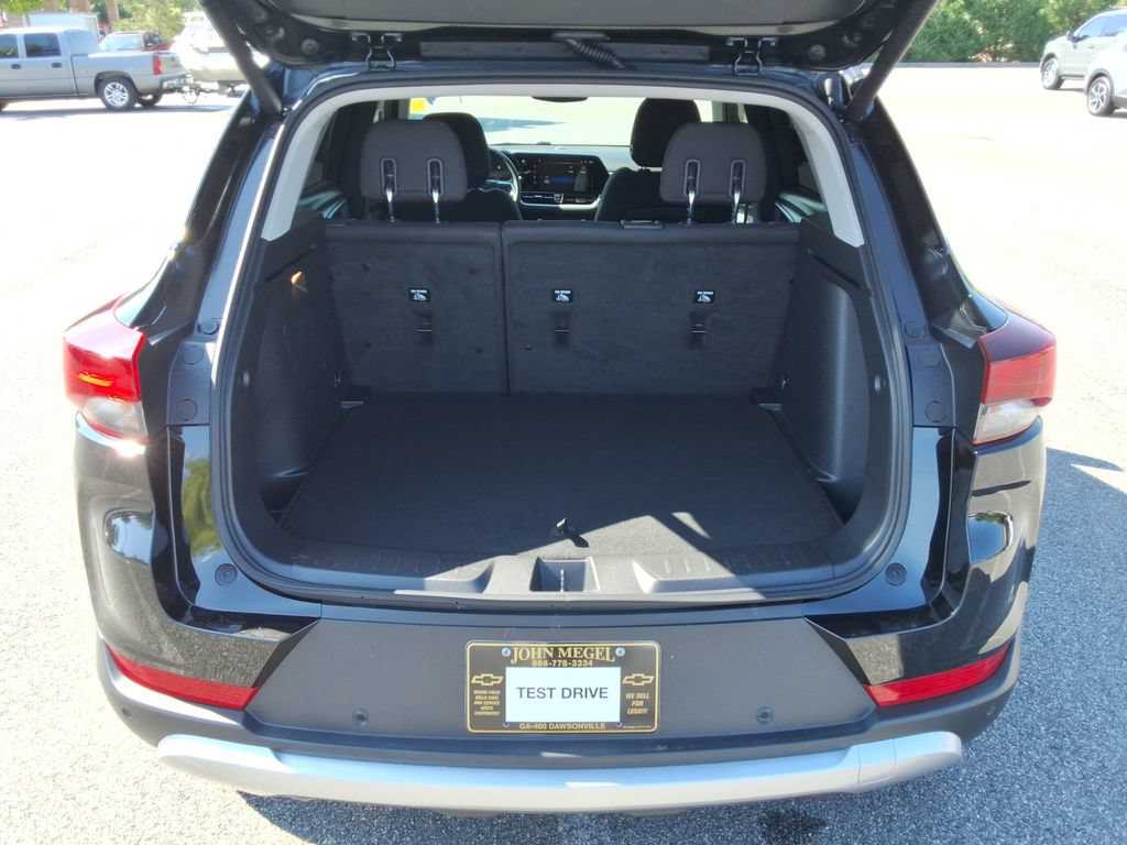 Certified 2024 Chevrolet TrailBlazer LT w/ Convenience Package FWD image 16