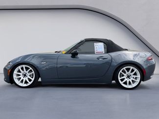Used 2021 MAZDA MX-5 Miata Club video 2