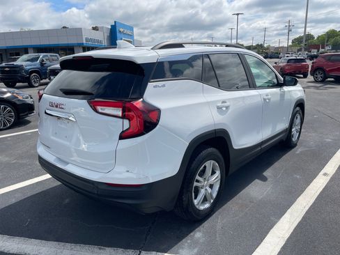 Used 2022 GMC Terrain SLE w/ Driver Convenience Package FWD image 15