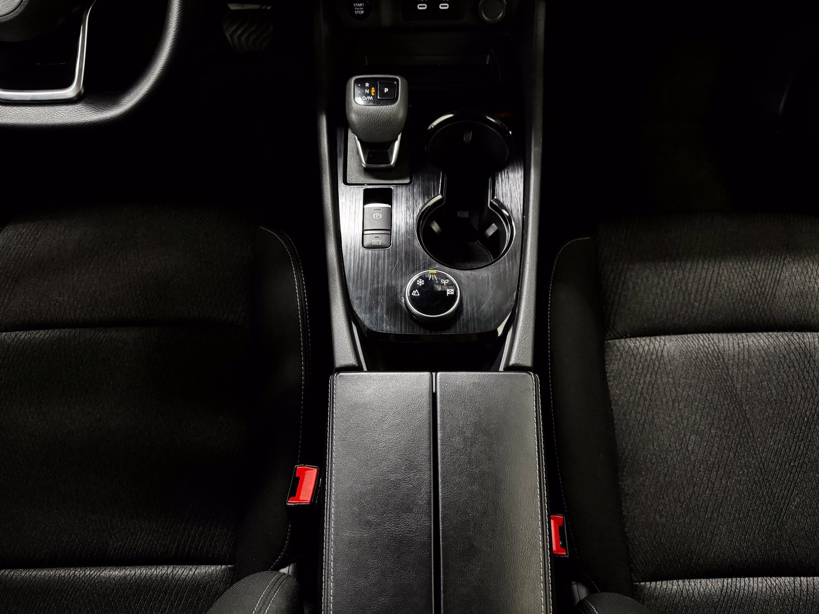 Certified 2024 Nissan Rogue SV AWD/4WD image 28