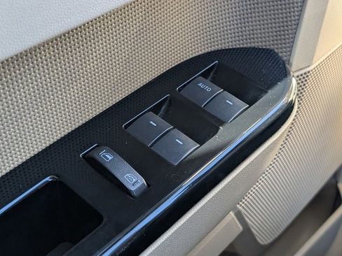 Used 2012 Ford Escape Limited image 23