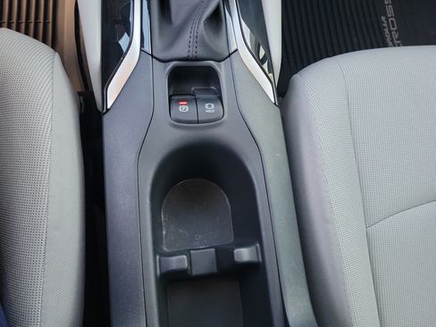 Used 2023 Toyota Corolla Cross L FWD image 28