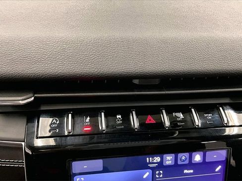 Used 2023 Jeep Grand Cherokee Laredo image 31