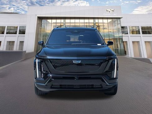Used 2026 Cadillac Vistiq Sport w/ LPO, Floor Liner Package AWD/4WD image 2