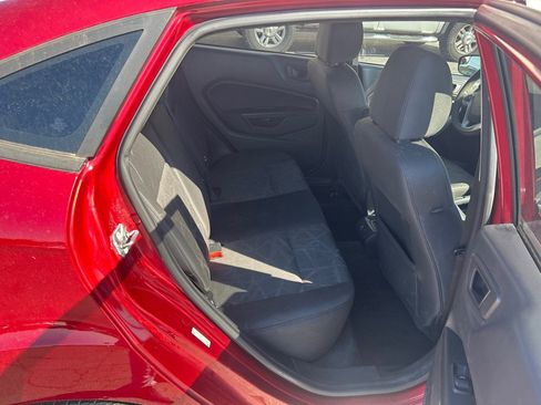 Used 2013 Ford Fiesta SE FWD image 12