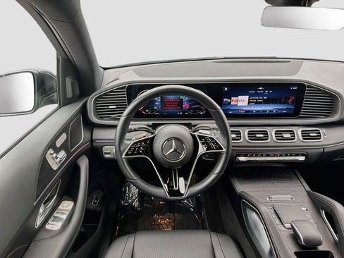 Used 2025 Mercedes-Benz GLE 350 4MATIC image 17