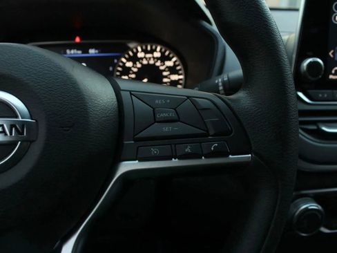 Used 2022 Nissan Altima 2.5 SV AWD/4WD image 33