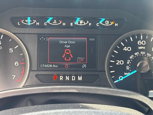 Used 2020 Ford F150 XLT w/ Equipment Group 302A Luxury AWD/4WD image 17