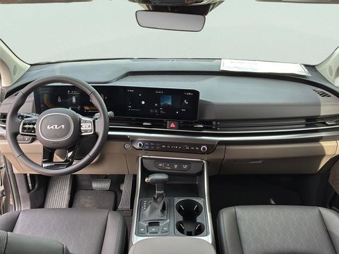 New 2026 Kia Carnival LXS image 18