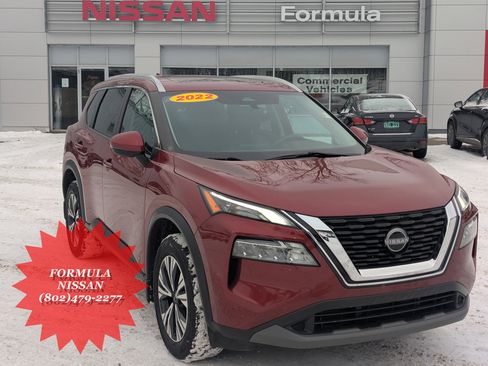 Used 2022 Nissan Rogue SV w/ SV Premium Package image 1
