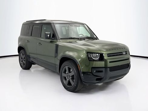 New 2026 Land Rover Defender 110 X-Dynamic SE AWD/4WD image 3