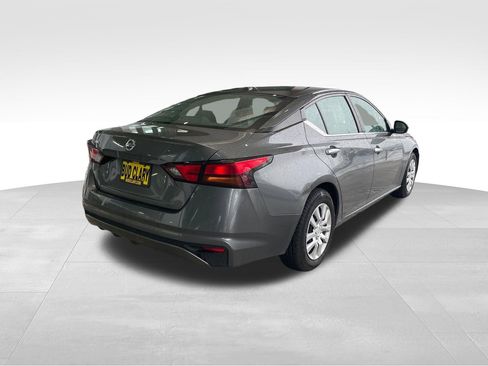 Used 2019 Nissan Altima 2.5 S FWD image 3