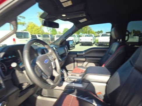 Used 2019 Ford F150 XLT w/ Equipment Group 302A Luxury AWD/4WD image 9