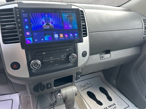 Used 2015 Nissan Frontier SV RWD image 23