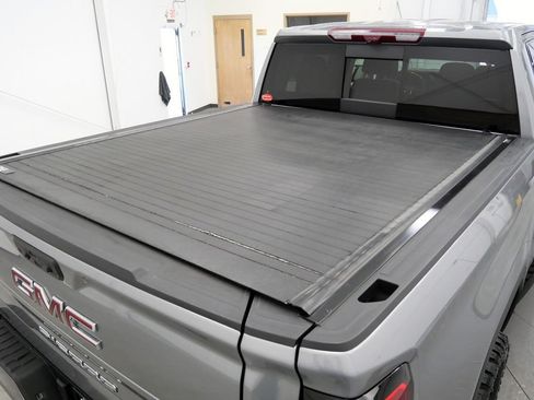 Used 2024 GMC Sierra 1500 AT4 w/ Technology Package AWD/4WD image 35