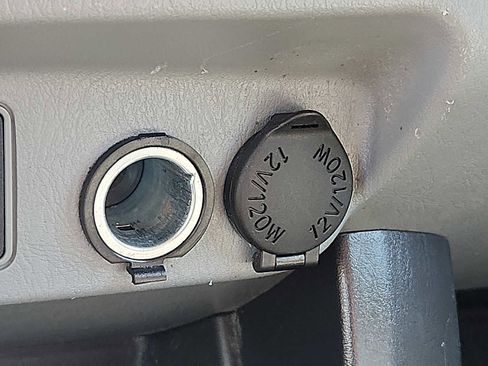 Used 2014 Toyota Tacoma 2WD Regular Cab image 22