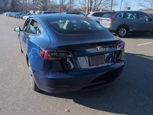 Used 2023 Tesla Model 3 Standard Range image 6