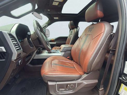 Used 2018 Ford F150 King Ranch w/ Equipment Group 601A Luxury AWD/4WD image 17