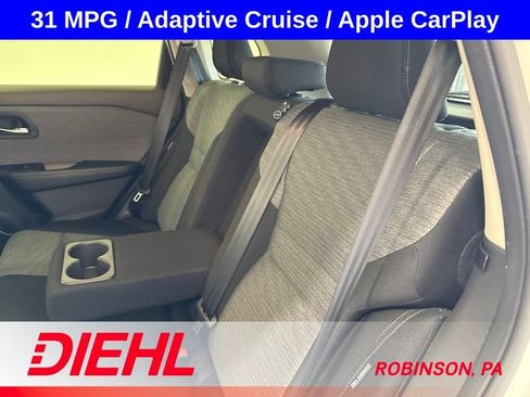 Used 2023 Nissan Rogue SV AWD/4WD image 15