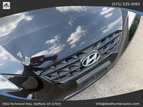 Used 2012 Hyundai Genesis 2.0T RWD image 5