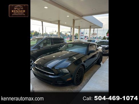 Used 2013 Ford Mustang Coupe RWD image 1