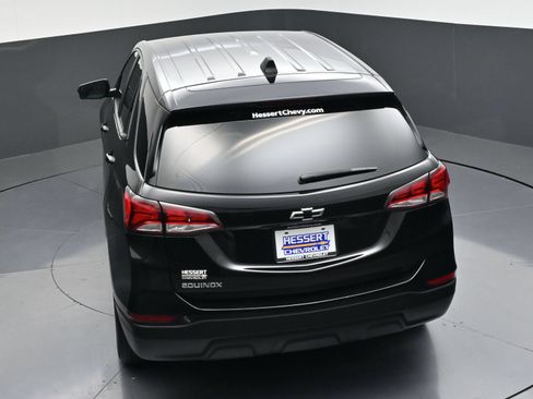 Used 2022 Chevrolet Equinox LS w/ LS Convenience Package FWD image 46