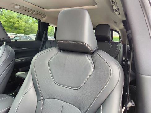 Certified 2025 INFINITI QX60 Luxe AWD/4WD image 11