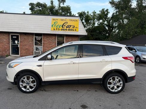 Used 2015 Ford Escape Titanium AWD/4WD image 9