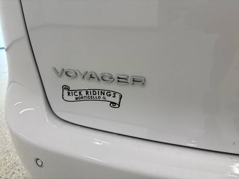New 2026 Chrysler Voyager LX image 10