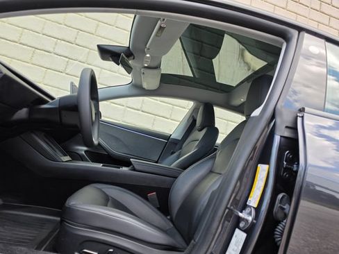 Used 2025 Tesla Model 3 Long Range RWD image 22