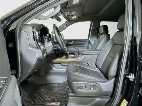 New 2025 Chevrolet Silverado 1500 LT Trail Boss w/ Convenience Package II image 12