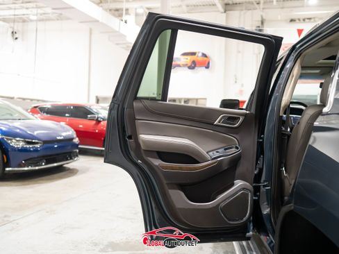 Used 2019 GMC Yukon Denali w/ Denali Ultimate Package image 46