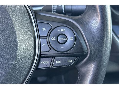 Used 2023 Toyota Corolla XLE image 28