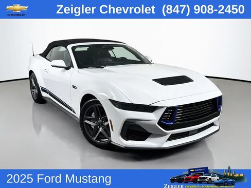 Used 2025 Ford Mustang GT Premium RWD image 1