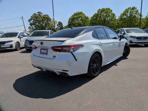 Used 2022 Toyota Camry XSE image 5