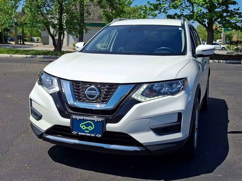 Used 2019 Nissan Rogue SV AWD/4WD image 6