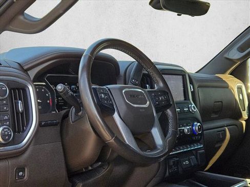 Used 2021 GMC Sierra 1500 Denali w/ Denali Ultimate Package image 9