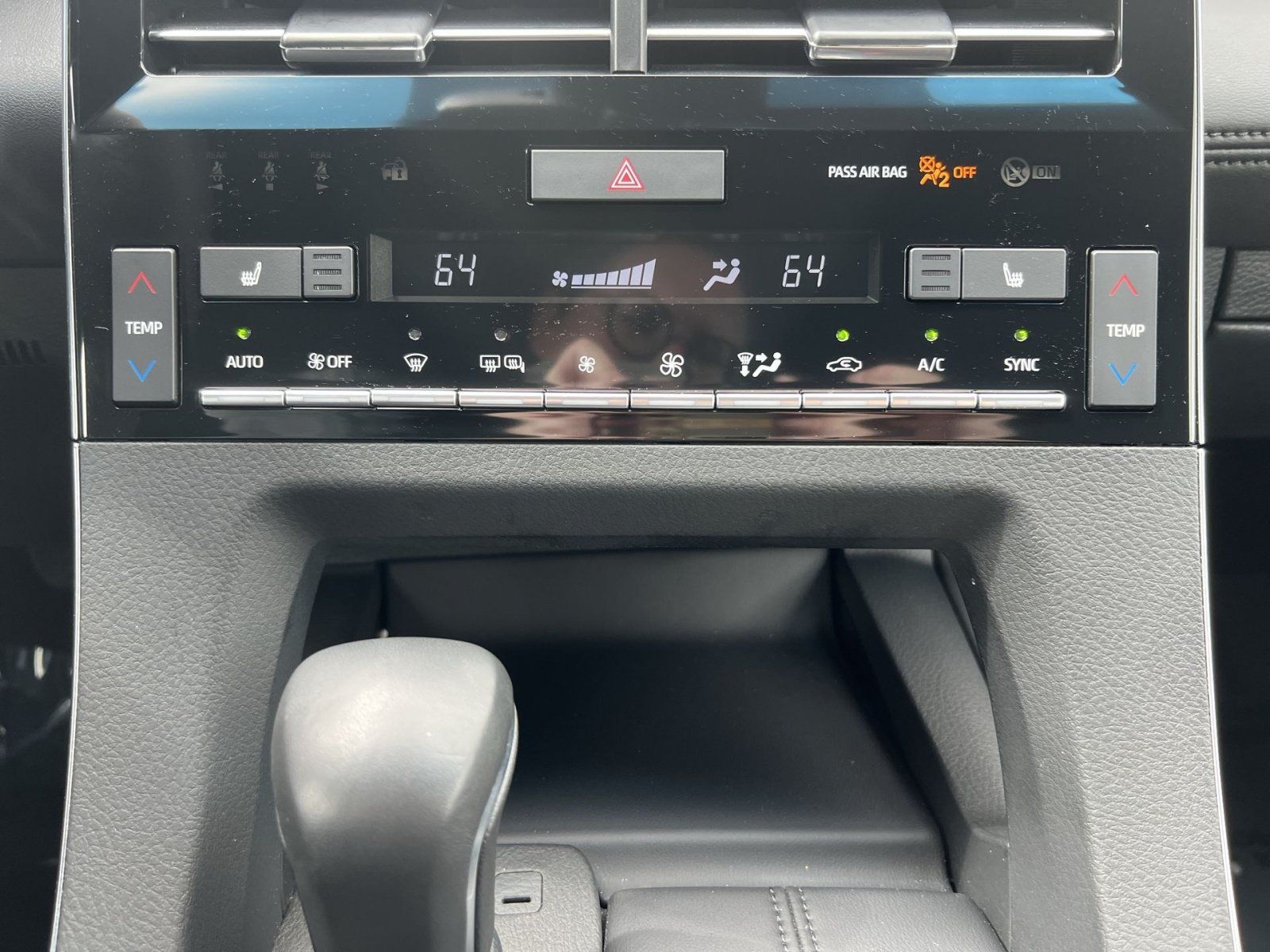 Used 2021 Toyota Avalon XLE w/ Moonroof Package FWD image 20