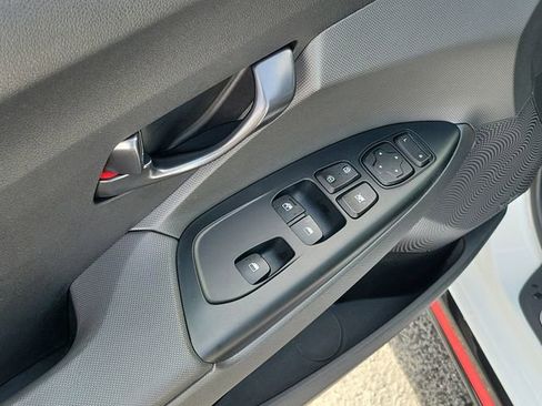 Used 2022 Hyundai Veloster N FWD image 14