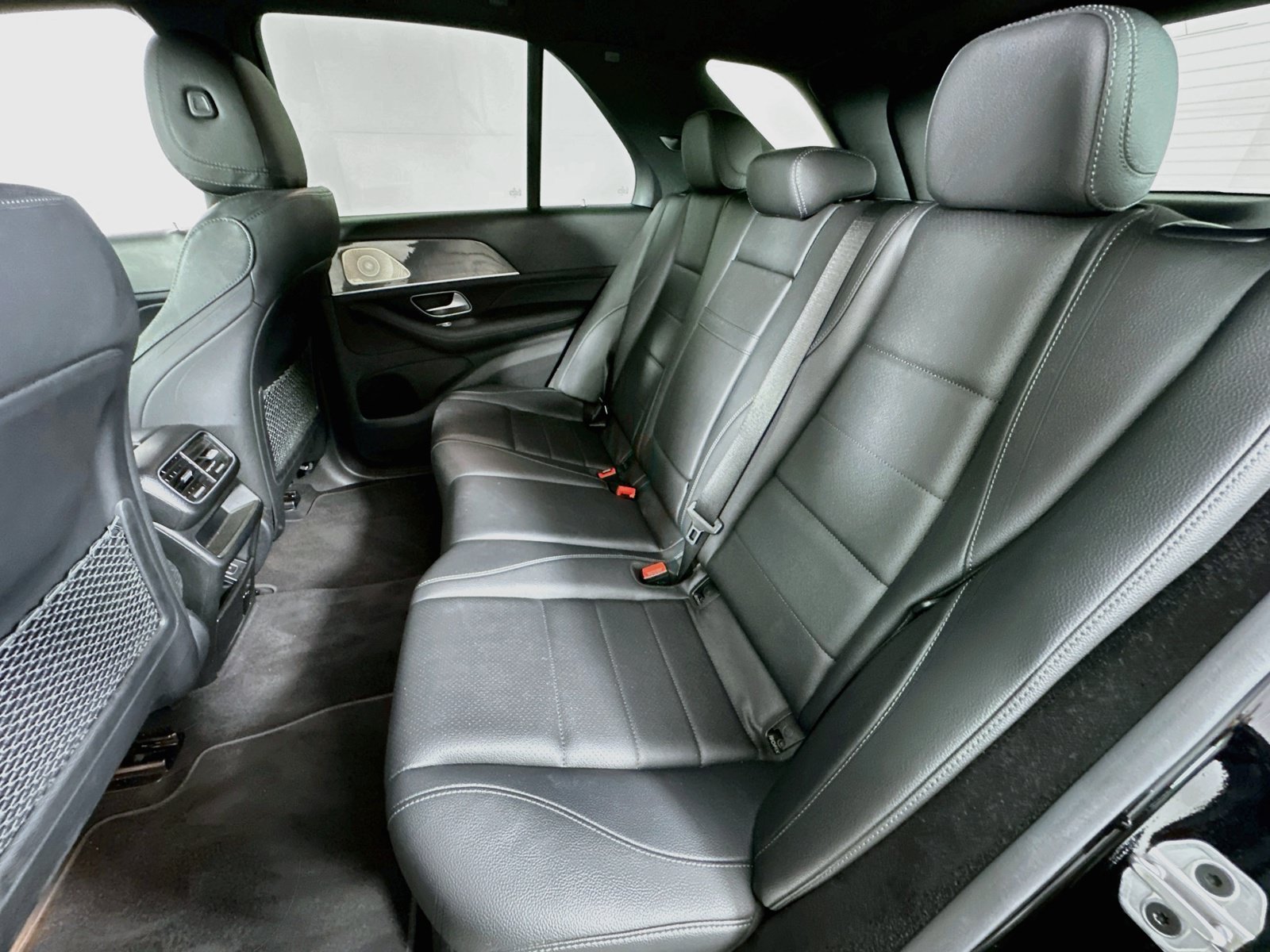 Used 2023 Mercedes-Benz GLE 450 4MATIC w/ AMG Line Exterior image 26