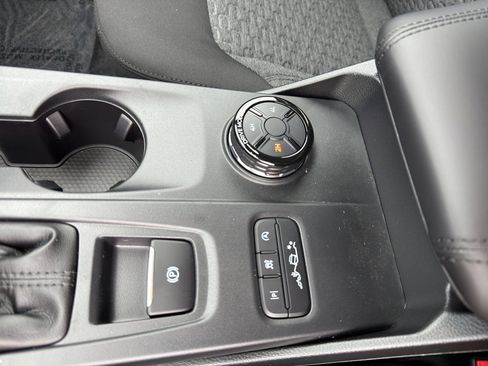 New 2025 Ford Ranger XLT w/ Equipment Group 301A High image 25