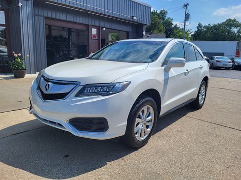 Used 2018 Acura RDX AWD image 3