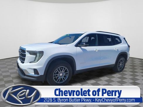 Used 2025 GMC Acadia Elevation image 1