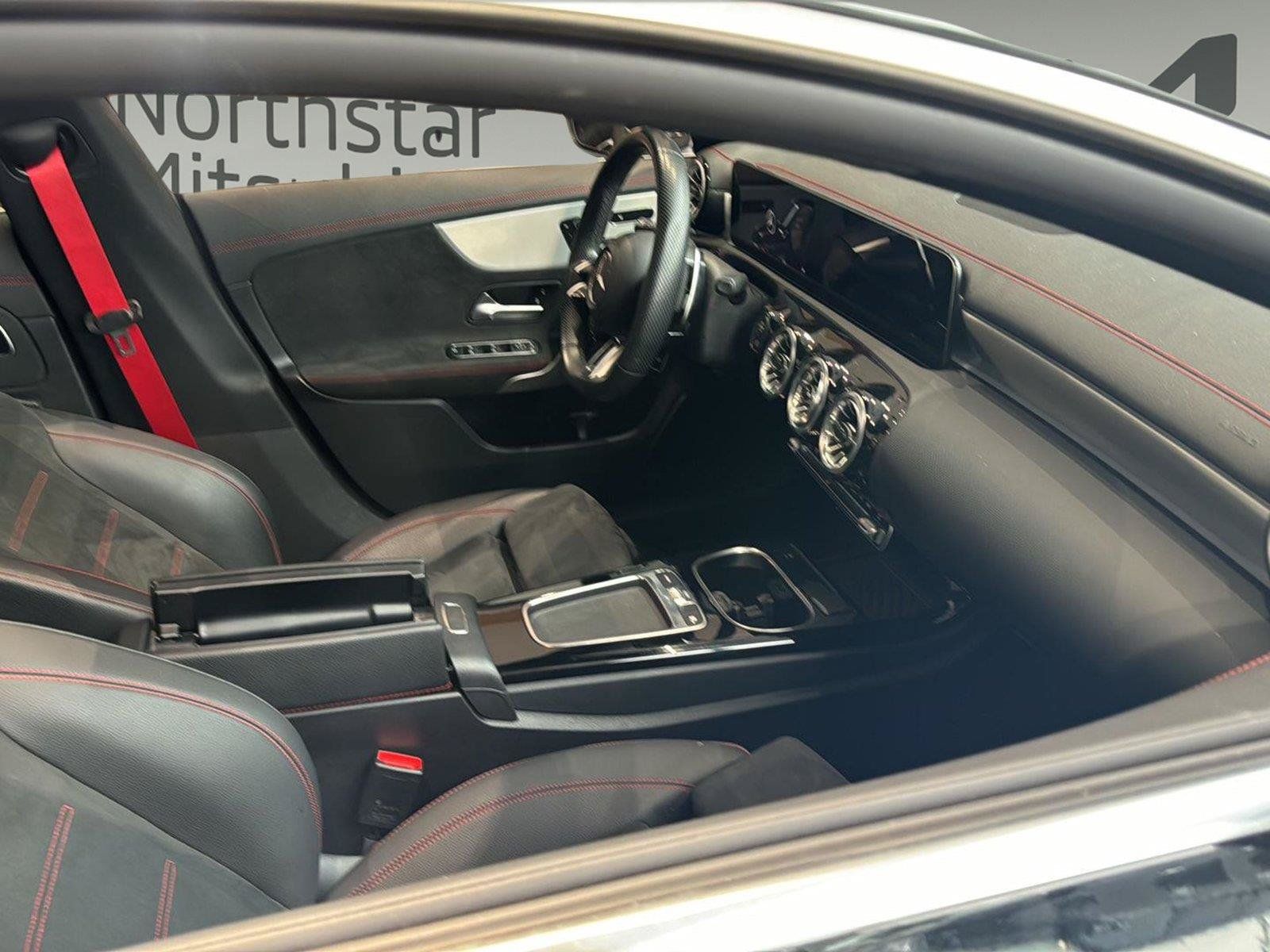 Used 2025 Mercedes-Benz CLA 35 AMG 4MATIC image 25