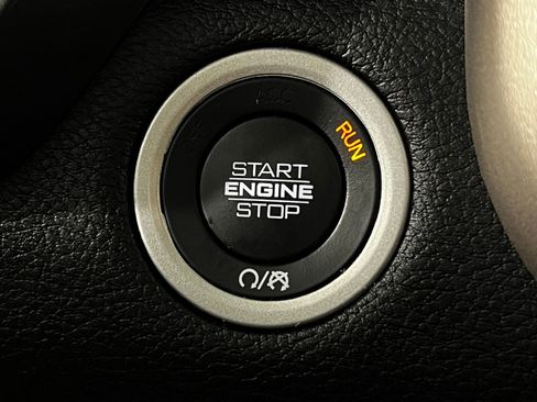 Used 2022 RAM 1500 Laramie w/ Laramie Southwest Edition RWD image 21