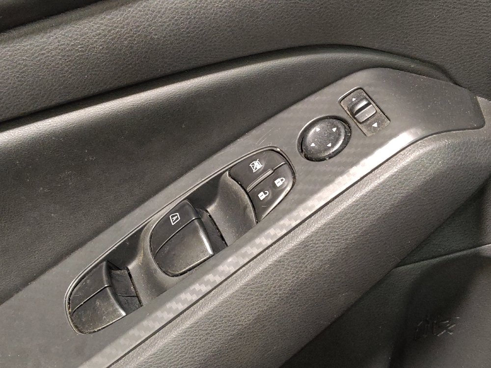 Used 2025 Nissan Altima 2.5 SV AWD/4WD image 27